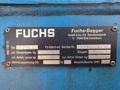 Fuchs-Bagger F714.4 Graafmachine met Deutz F6L912 6 cilinder motor - Hydrauliek — photo 10 of 20