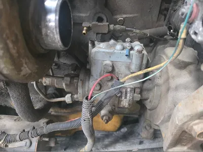 Stanadyne L9 DB2-4853 4-cilinder turbodieselmotor met transmissie – complete aandrijflijn – radiateur – mechanische injectie — photo 8 of 8