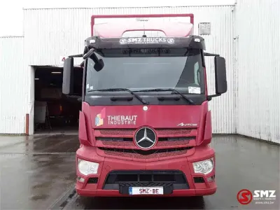 2013 Mercedes-Benz Antos 1833 Curtainside truck — photo 2 of 5