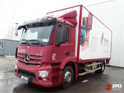 2013 Mercedes-Benz Antos 1833 Curtainside truck — photo 3 of 5