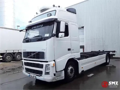 2005 Volvo FH 12 420 Container truck — photo 3 of 5