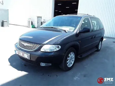 2002 Chrysler Voyager Personenwagen — photo 3 of 5