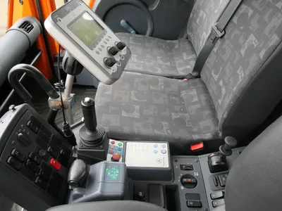 2007 Mercedes-Benz U500 — photo 4 of 10