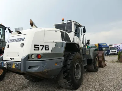 2015 Liebherr L 576 — photo 5 of 12