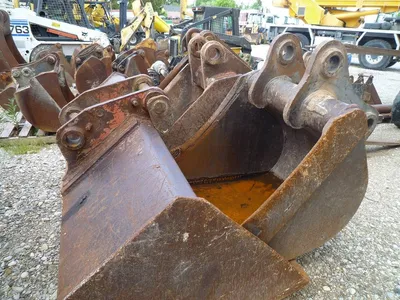 2006 Komatsu 20 T — photo 2 of 4