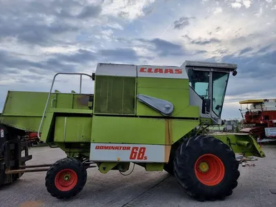 Claas Dominator 68S maaidorser – betrouwbare combine – 6 schudders – 3200L tank - 1990 — photo 4 of 20