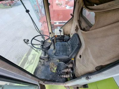 Claas Dominator 68S maaidorser – betrouwbare combine – 6 schudders – 3200L tank - 1990 — photo 11 of 20