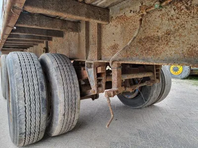 Fruehauf 2-assige platte oplegger - Dubbele banden - ROR assen - Trommelremmen - Bladvering - 315/80 R22.5 Banden - 36 Ton — photo 13 of 15