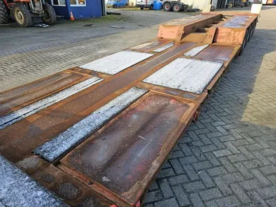 Scheuerle STBV 4544 ABFP Dieplader 1993 – 4 Assen – 22.7 Ton Laadvermogen – Luchtvering – Trommelremmen- 2 meter uischuifbaar — photo 11 of 20