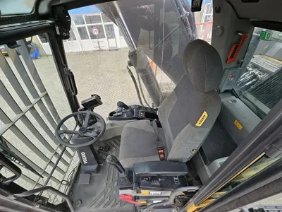 Volvo EW160E Mobiele Graafmachine 16 Ton Wheeled Excavator — photo 13 of 20