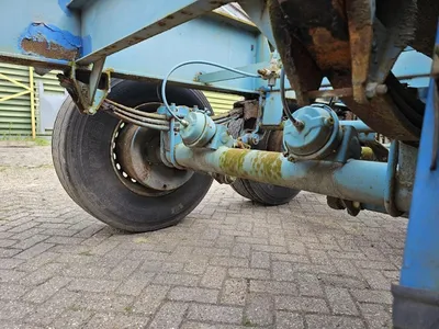 Fruehauf Containerchassis - 3 Assen - Trommelremmen - Bladvering - Skelet Trailer - 40ft - 30ft - 20ft - 10ft — photo 8 of 9