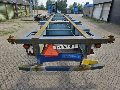 Fruehauf Containerchassis - 3 Assen - Trommelremmen - Bladvering - Skelet Trailer - 40ft - 30ft - 20ft - 10ft — photo 5 of 9