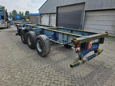 Fruehauf Containerchassis - 3 Assen - Trommelremmen - Bladvering - Skelet Trailer - 40ft - 30ft - 20ft - 10ft — photo 6 of 9