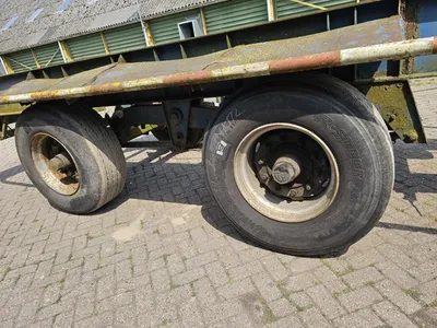 Fruehauf 2 2-Assig Containerchassis – SMB Assen – Trommelremmen – Luchtvering – Skelet Trailer - 40FT - 20FT — photo 6 of 10