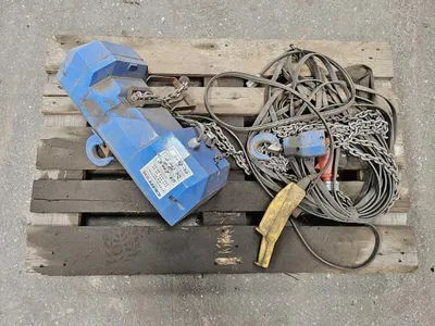 1t Takel 1 Ton – 1000 kg – Kettingtakel / Hijswerktuig – Werkplaats – Industrie — photo 1 of 7