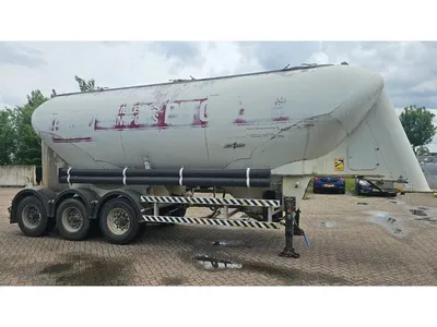 Spitzer Cement Trailer – 43m3 – Silo Oplegger – 3 Assen – Bulk Transport — photo 2 of 20
