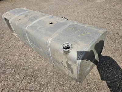 DAF XF106 CF Euro 6 Diesel Tank 845L 1944801 Aluminium Brandstoftank — photo 2 of 11
