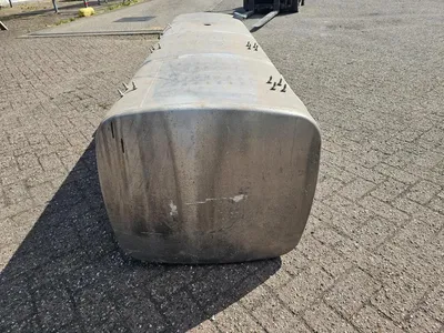 DAF XF106 CF Euro 6 Diesel Tank 845L 1944801 Aluminium Brandstoftank — photo 5 of 11
