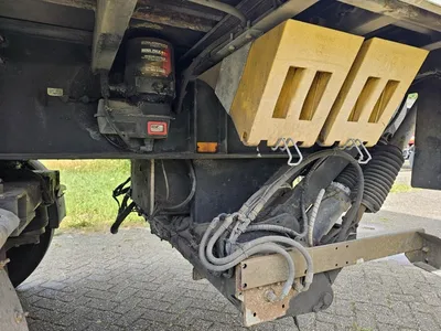 Moeyersons Gesloten Oplegger 2009 - 3x stuuras - Mercedes assen - Schijfremmen - Luchtvering - Dhollandia Laadklep - Boxtrailer — photo 14 of 20