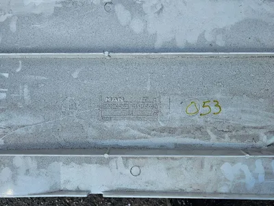 MAN Side fender 81.62910.0143 Spatbord Cabine MAN Truck — photo 2 of 2