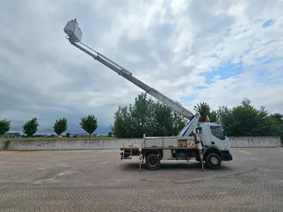 Renault V.I. Truck Mounted Aerial Platform – 17m Boom Lift – Diesel — photo 6 of 20