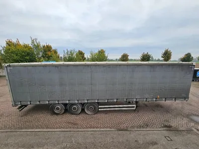 Fruehauf Schuifzeil Oplegger – 3 Assen – 2017 – Curtainsider / Tautliner — photo 4 of 20