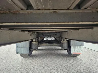 Fruehauf Schuifzeil Oplegger – 3 Assen – 2017 – Curtainsider / Tautliner — photo 13 of 20