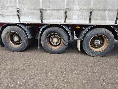 Fruehauf TX34 3-assige zeilen oplegger - SMB assen - Schijfremmen - Luchtvering - 34 Ton — photo 18 of 19