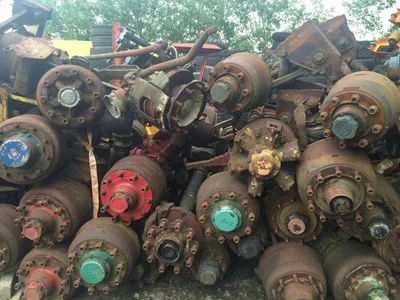 MISCELLANEOUS 50 Axles oplegger assen — photo 4 of 9