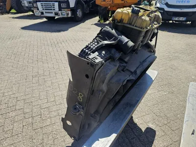 MAN BERH Radiator radiateur / koelradiator voor MAN TGX / TGA / TGS — photo 8 of 15