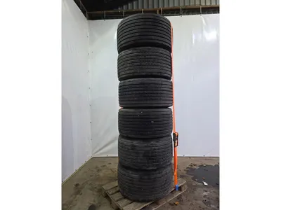 Michelin 445/45 R19.5 Band – Trailer Band – Goede Staat – Direct Inzetbaar — photo 1 of 13