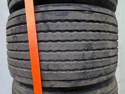 Michelin 445/45 R19.5 Band – Trailer Band – Goede Staat – Direct Inzetbaar — photo 10 of 13