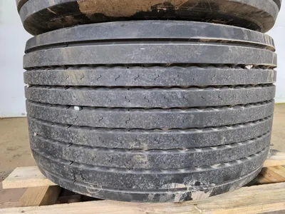 Michelin 445/45 R19.5 Banden – Trailer Band – Goede Staat – Direct Inzetbaar — photo 9 of 9