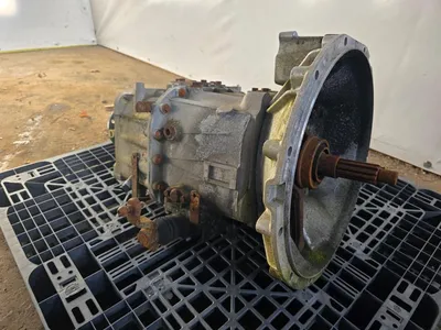 EATON Renault — photo 2 of 10