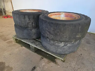 Gumasol 300-15 Bandenset – Volrubber Heftruckband — photo 2 of 8