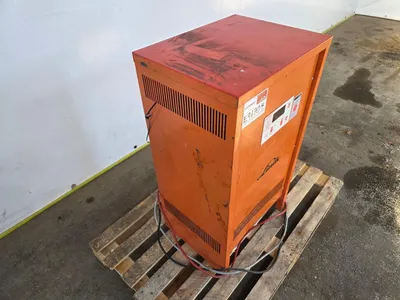 Linde. FW 100 T48/100 48V 100 A Battery charger Linde heftruck batterijlader — photo 3 of 8