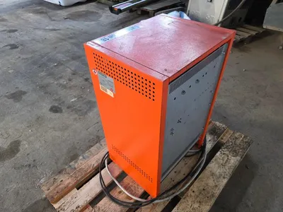 Richter SE 48V 100A Acculader - Industriële Heftruck Batterijlader — photo 6 of 9