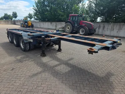 Netam-Fruehauf 3-assige containerchassis - SMB assen - Trommelremmen - Luchtvering - Twist Lock - Dubbel lucht - 12 banden - 40 Ft - 30 FT - 20 FT - — photo 3 of 17