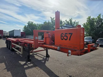 LAG 0-3-39 3 assige containerchassis - ROR assen - Trommelremmen - Luchtvering - Twistlock - Reserve band - 30 FT — photo 3 of 16