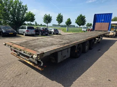 Krone 3-assige platte oplegger - BPW assen - Trommelremmen - Luchtvering — photo 4 of 13