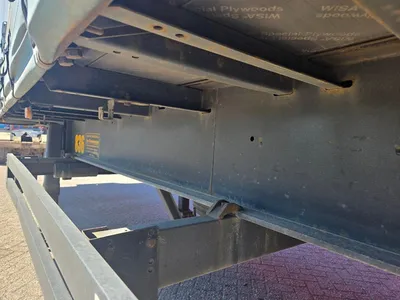 Kögel 3-assige zeilen oplegger - Mercedes assen - Schijfremmen - Luchtvering - Reserve wiel - 42 Ton - 2017 - Coil — photo 17 of 20