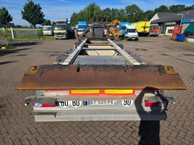 Granalu 3-assige containerchassis - Jost Mercedes assen - Schijfremmen - Luchtvering - Twistlock - Gereedschapskist - 34 ton laadvermogen - 20FT — photo 5 of 19