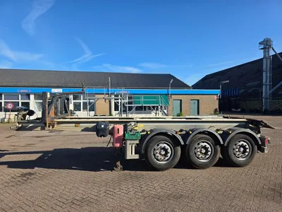 Granalu 3-assige containerchassis - Jost Mercedes assen - Schijfremmen - Luchtvering - Twistlock - Gereedschapskist - 34 ton laadvermogen - 20FT — photo 8 of 19